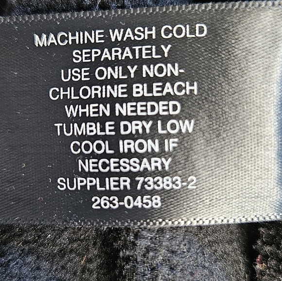 Liz Claiborne Outerwear black jacket w/ hood, fleece lining, fleece sleeve cuff - Picture 8 of 11